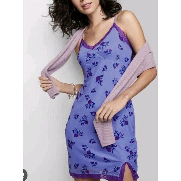 Y2K style Periwinkle Sleeveless Lace Mesh Bodycon Slip Dress Juniors Med Friends - Picture 3 of 8